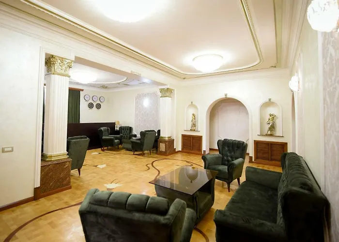 Royal Palace Hotel