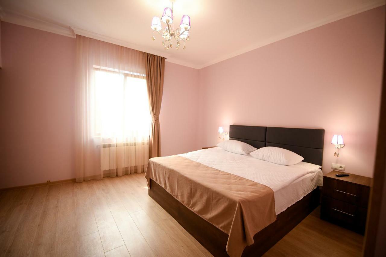 Royal Palace Hotel 2*
